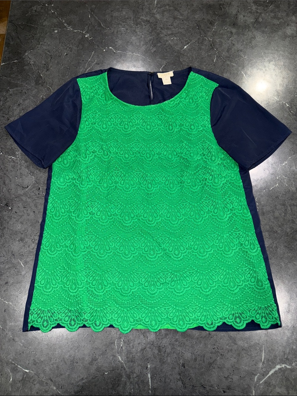 J. Crew XS Women's Green Lace Front Navy Short Sleeve Blouse